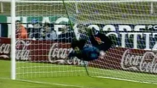 Se cumplieron 25 años del legendario “escorpión” de René Higuita en Wembley