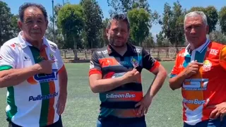 Cobresal recurrió a históricos referentes para presentar su nueva indumentaria