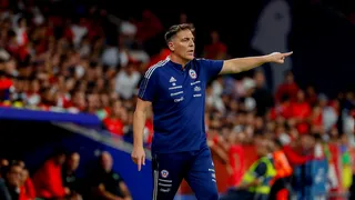 Eduardo Berizzo: Debemos seguir insistiendo, creyendo en esta manera de jugar