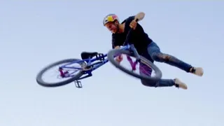 Polaco Dawid Godziek logró el primer cuádruple giro en una bicicleta de montaña