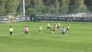 Jordhy Thompson se lució con golazo en práctica de Orenburg en Rusia