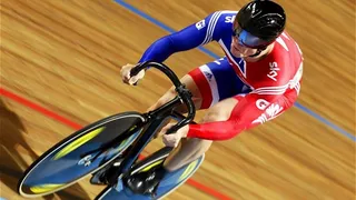 El seis veces campeón olímpico Chris Hoy anunció su retiro del ciclismo