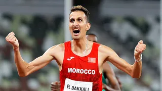 El Bakkali rompió la racha de nueve oros seguidos de Kenia en los 3.000 metros con obstáculos