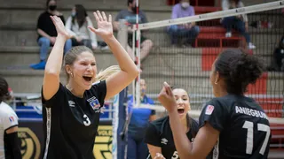 Colo Colo buscará terminar con el dominio de Boston College en inédita final de la Liga Nacional de Voleibol