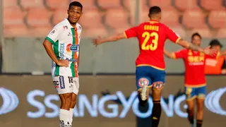 Cobresal sucumbió ante la presión y con una derrota ante U. Española perdió el Campeonato