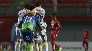 Coquimbo Unido estiró su racha triunfal tras remontar ante Ñublense y dormirá como escolta