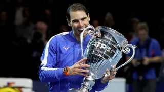 Rafael Nadal recibió el trofeo de número uno del mundo