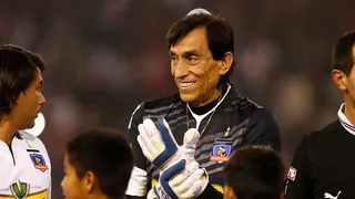 Roberto “Cóndor” Rojas: A Colo Colo le falta un jugador que le haga sombra a Paredes