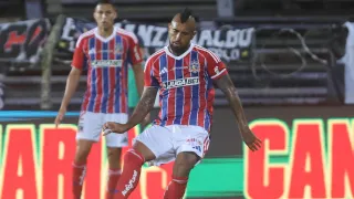 Noticias de Colo Colo hoy domingo 18 de enero: la formación para medirse a Alianza y la gran decisión de Blanco y Negro