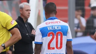 Tenso cruce: Jhojan Valencia le pidió explicaciones a Tiago Nunes tras salir en U Católica