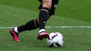 Jugador de Niza amenazó con lanzarse de un puente en Francia