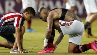 Los aplaudidos gestos de Gabigol con dos jóvenes hinchas colombianos