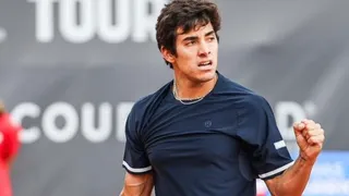 Cristian Garin debutó con gran autoridad en el Challenger de Oeiras