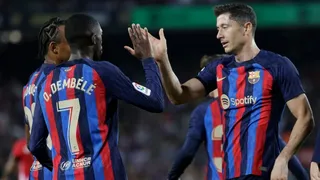 Barcelona aplastó a Athletic de Bilbao para mantenerse cerca del puntero Real Madrid