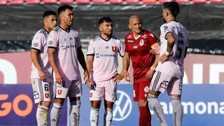 Hinchas de la U se enfurecieron por golazo anulado a Mario Sandoval ante La Serena