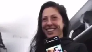 Viralizaron imágenes de Jenni Hermoso bromeando sobre el beso que le dio Rubiales