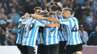Eugenio Mena sumó minutos en remontada de Racing ante Cuiabá en la Copa Sudamericana