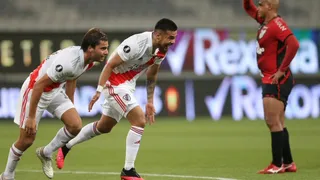 Paulo Díaz se redimió y con un golazo salvó a River Plate en empate ante Atlético Paranaense