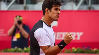 Cristian Garín enfrenta a Hubert Hurkacz en las semifinales del ATP de Estoril