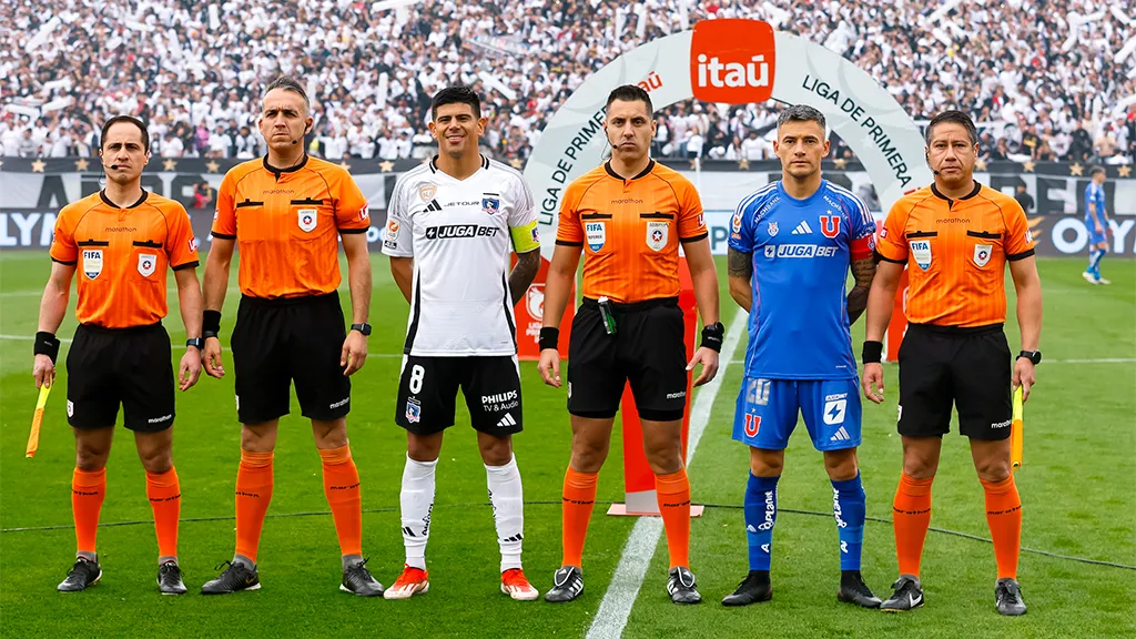 Cuerpo arbitral del último Superclásico en el Monumental / Photosport