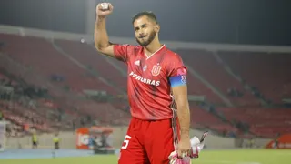 Johnny Herrera se negó a recibir homenaje de la U en duelo ante Everton