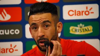 Mauricio Isla: Vidal y Bravo tienen 10 días para solucionar sus problemas