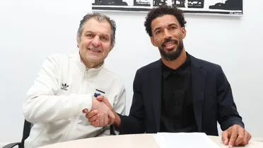Oficial: Vozinha ya es jugador de Colo Colo y se conoce el número que usará
