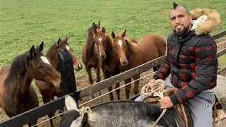 “Criando campeones”: Arturo Vidal exhibió su haras con potente frase