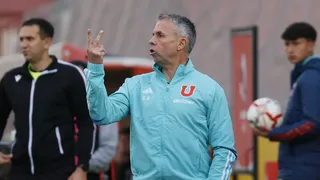 Gustavo Álvarez ya piensa en la U del 2025 y algunos jugadores no están en sus planes