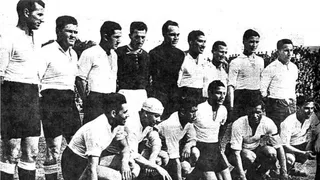 Todas las oncenas de Colo Colo campeón en el aniversario 95 del club