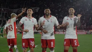 Huracán le ganó a Sarmiento en duelo de chilenos en el fútbol argentino