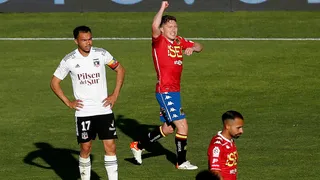 Colo Colo sufrió una dolorosa derrota ante U. Española y dejó “servido” el título a U. Católica