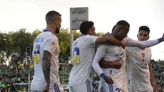 Sebastián Villa comandó con un doblete la victoria de Boca Juniors sobre Aldosivi