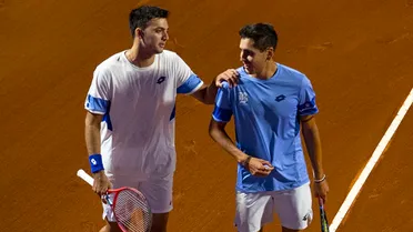 Barrios y Tabilo batieron a los primeros sembrados en dobles y avanzaron a semis en Santiago