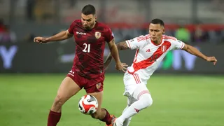 Perú desaprovechó la localía en Lima al enredarse con un empate ante Venezuela