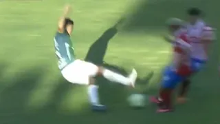 ¡Brutal! La durísima falta que marcó el clásico en el fútbol de Honduras