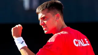 Tomás Barrios estuvo a la altura del estreno chileno en Copa Davis y superó a Lajovic