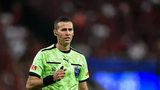 Árbitro que perjudicó a Chile impartirá “justicia” en el Argentina vs Ecuador