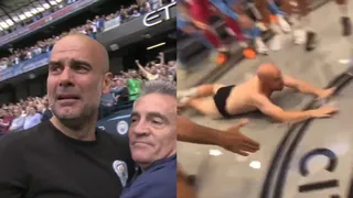 Pep Guardiola, del llanto a un “piquero” en ropa interior en la celebración del título del City