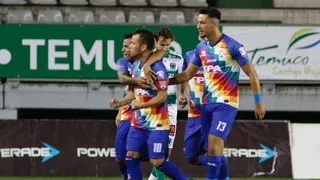 Temuco doblegó a un luchador San Marcos de Arica en duelo sin público en el “Germán Becker”