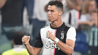Cristiano Ronaldo celebró su gol ante Napoli con un guiño al VAR