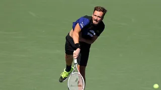 Danill Medvedev despachó a John Wolf y se instaló en octavos del US Open