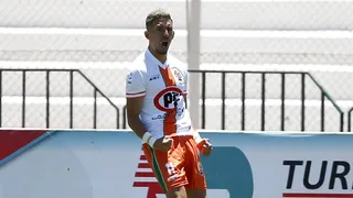 Cobresal reaccionó ante Colo Colo y empató de inmediato con gol de Felipe Reynero
