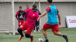 Nelson Espinoza volvió a entrenar tras recordado choque con Zampedri