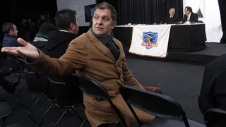 Aníbal Mosa: No lograríamos ningún avance si cambiamos ahora a Tapia