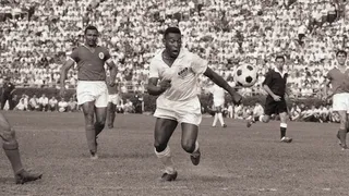 Leonel Herrera: Era una maravilla ver jugar a Pelé, daba cosa marcarlo