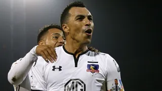 Esteban Paredes asoma como titular para el duelo de Colo Colo ante Curicó Unido