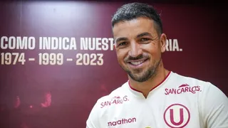 Síndrome Gabriel Costa: Los 5 jugadores que se pasaron al archirrival en el fútbol chileno