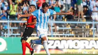 Joaquín Larrivey se robó la película con su doblete ante Santiago Morning