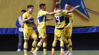 Everton se consolidó en puestos de Sudamericana con un ajustado triunfo sobre Audax